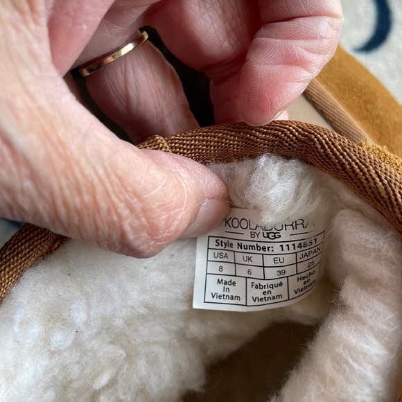 UGG kookaburra booties - Picture 6 of 6